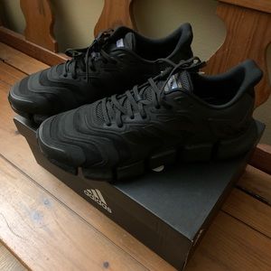 Adidas climacool vento triple black (brand new)